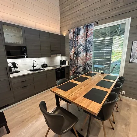 Villa Spacious Ilvesrinne In - 2 Winter Passes, Sauna, Ev Char, Forest Views