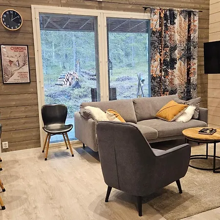 Villa Spacious Ilvesrinne In - 2 Winter Passes, Sauna, Ev Char, Forest Views Ruka