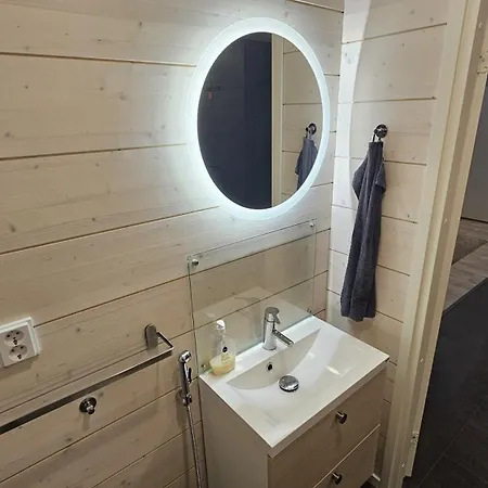 Villa Spacious Ilvesrinne In - 2 Winter Passes, Sauna, Ev Char, Forest Views Ruka